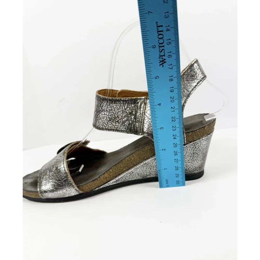 Taos Carousel Sandals 38 /7.5 Silver Crackle Leather Wedge Ankle Strap Medallion